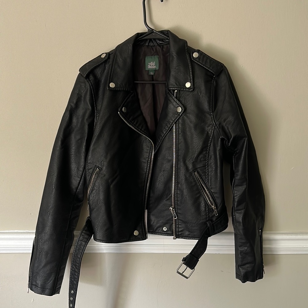 Faux leather jacket (large)